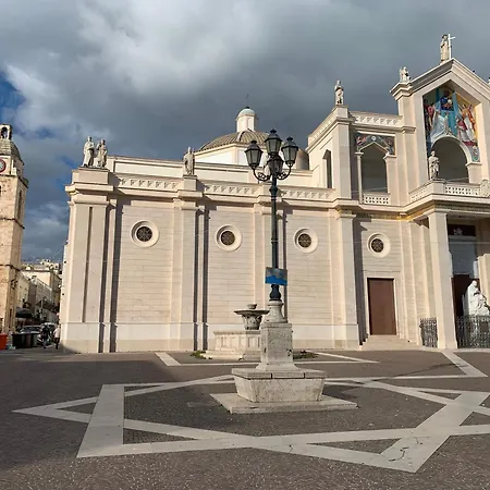 Дом отдыха Downtown San Lorenzo Манфредония