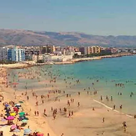 Downtown San Lorenzo * Манфредония