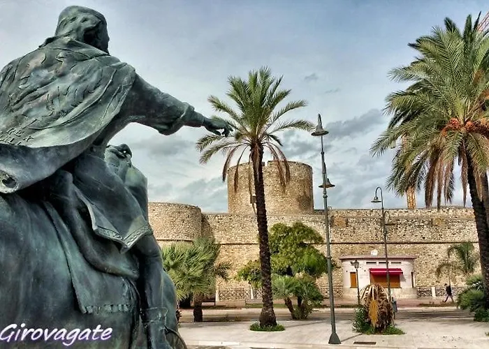 Downtown San Lorenzo * Манфредония